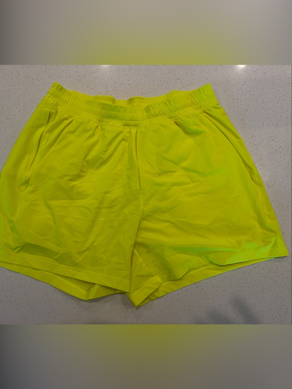 Men’s Neon Yellow lululemon 5” Pace Breaker Lined
